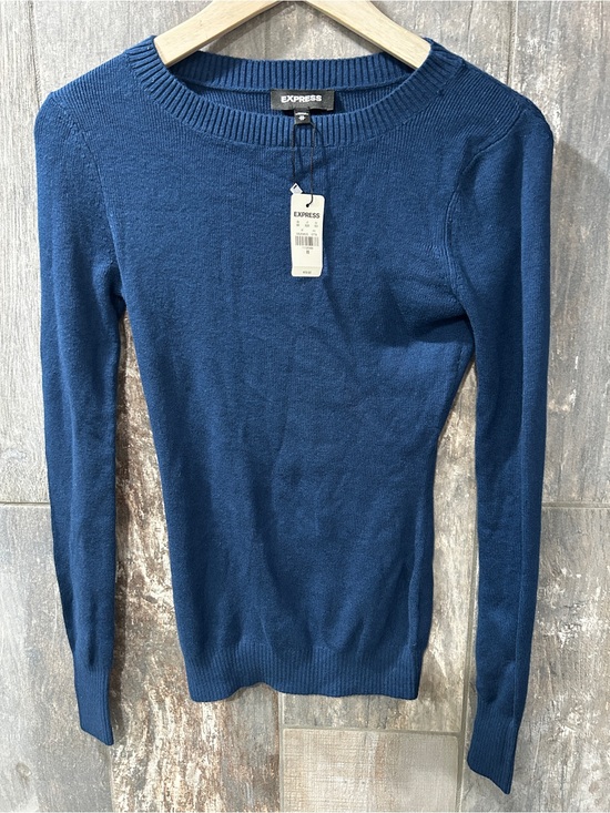 Express Sweaters - Express Women's Slim Crewneck Sweater in Navy